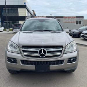 2007 Mercedes-Benz GL Silver AWD SUV Front Exterior View Calgary