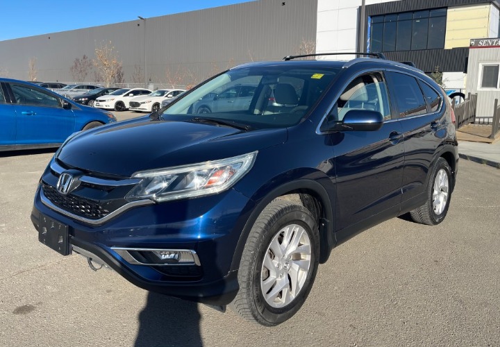 2015 Honda CR-V AWD Blue SUV Front Exterior View – Used for Sale in Calgary at Fine Auto Zone