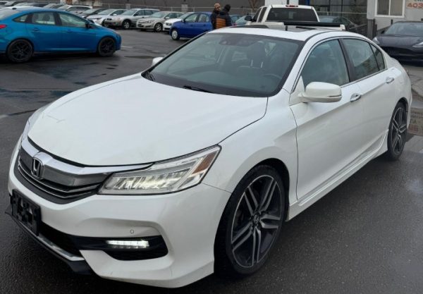 2017 Honda Accord Sedan White FWD Front Exterior View Calgary