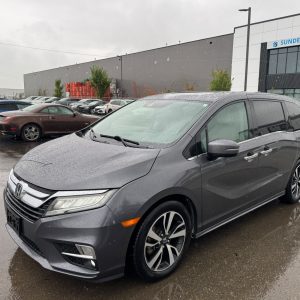 2018 Honda Odyssey Touring V6 7 Pass : One Owner