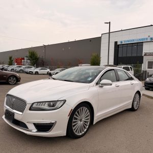 2017 Lincoln MKZ AWD : Fully Loaded , Low Mileage
