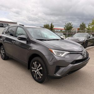 2016 Toyota RAV4 LE : No Reported Accidents