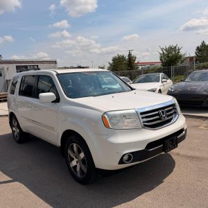 2014 Honda Pilot Touring 4WD : 8-Passenger